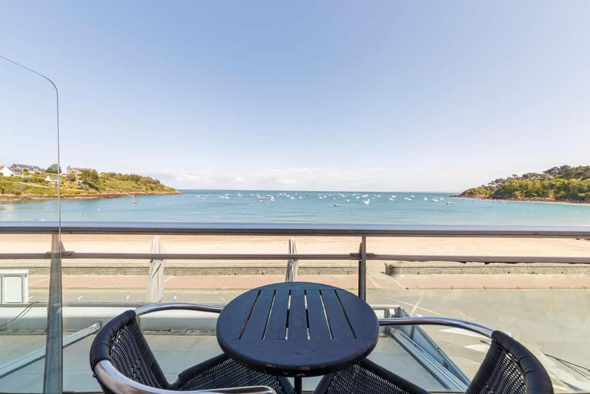 Les Pieds Dans L'Eau - Appartment 1 - Vue Mer Cancale Kültér fotó